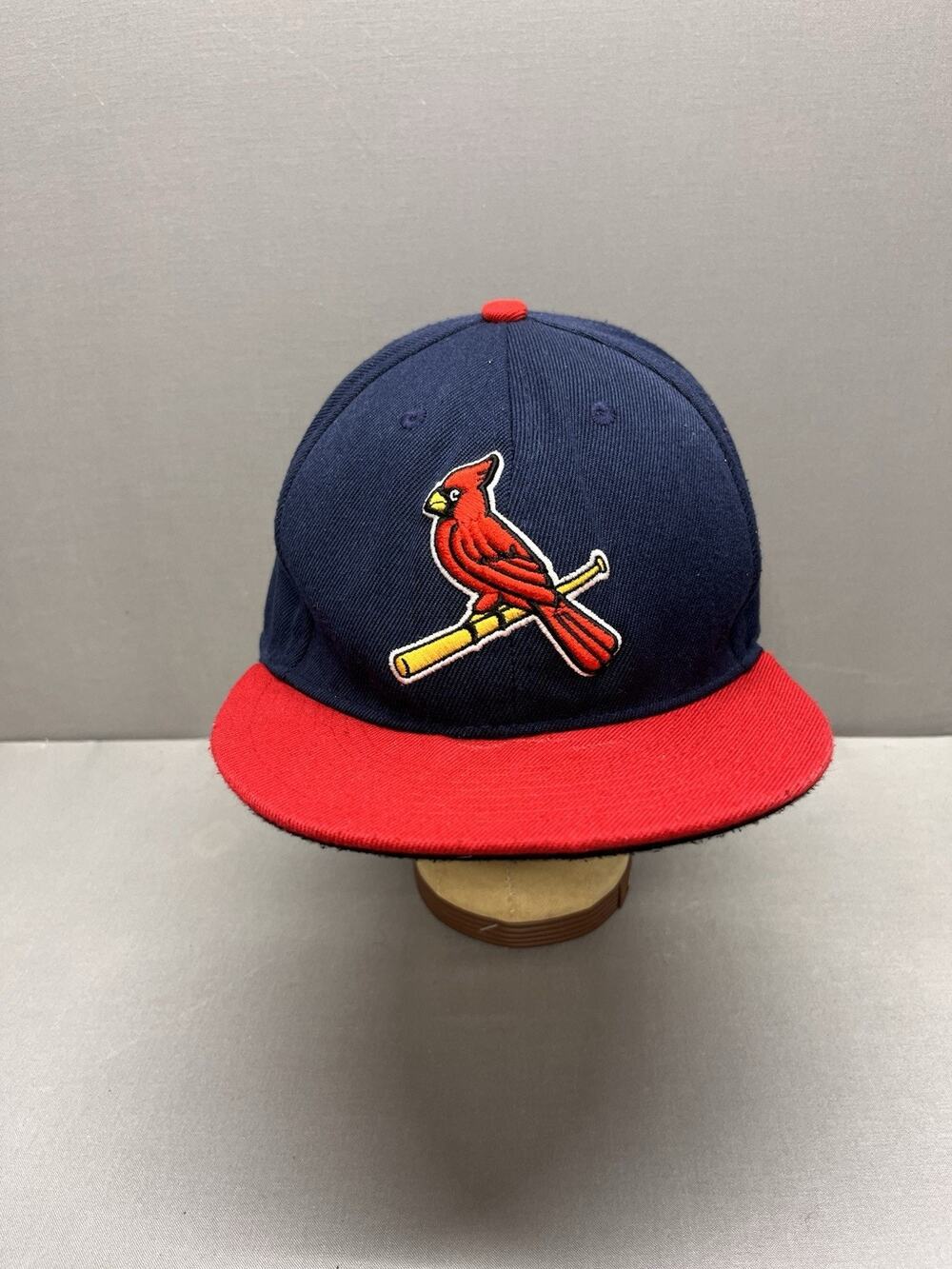 New Era St. Louis Cardinals 59FIFTY fitted hat with a navy crown and red visor.
